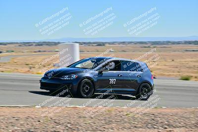 media/Oct-18-2025-Extreme Speed (Sat) [[d6d7e1fef1]]/Group 4 Orange/Session 2 (Turn 3)/